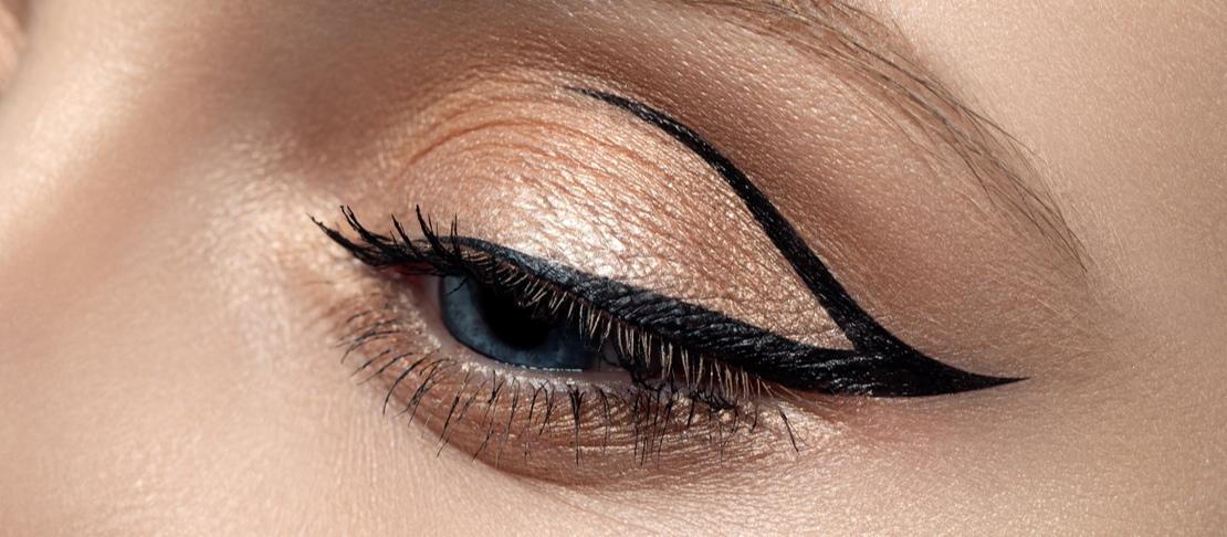 Floating Eyeliner: tutto quello che devi sapere su questo trend