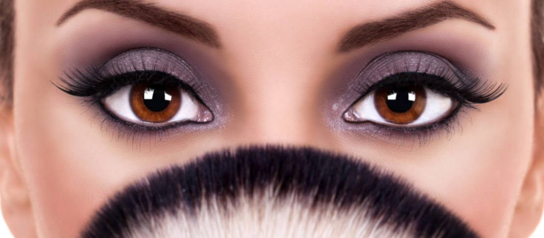 Trucco per ingrandire gli occhi piccoli: tecniche semplici per aprire lo sguardo